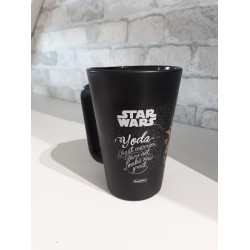 STAR WARS Mug Tasse noir Yoda